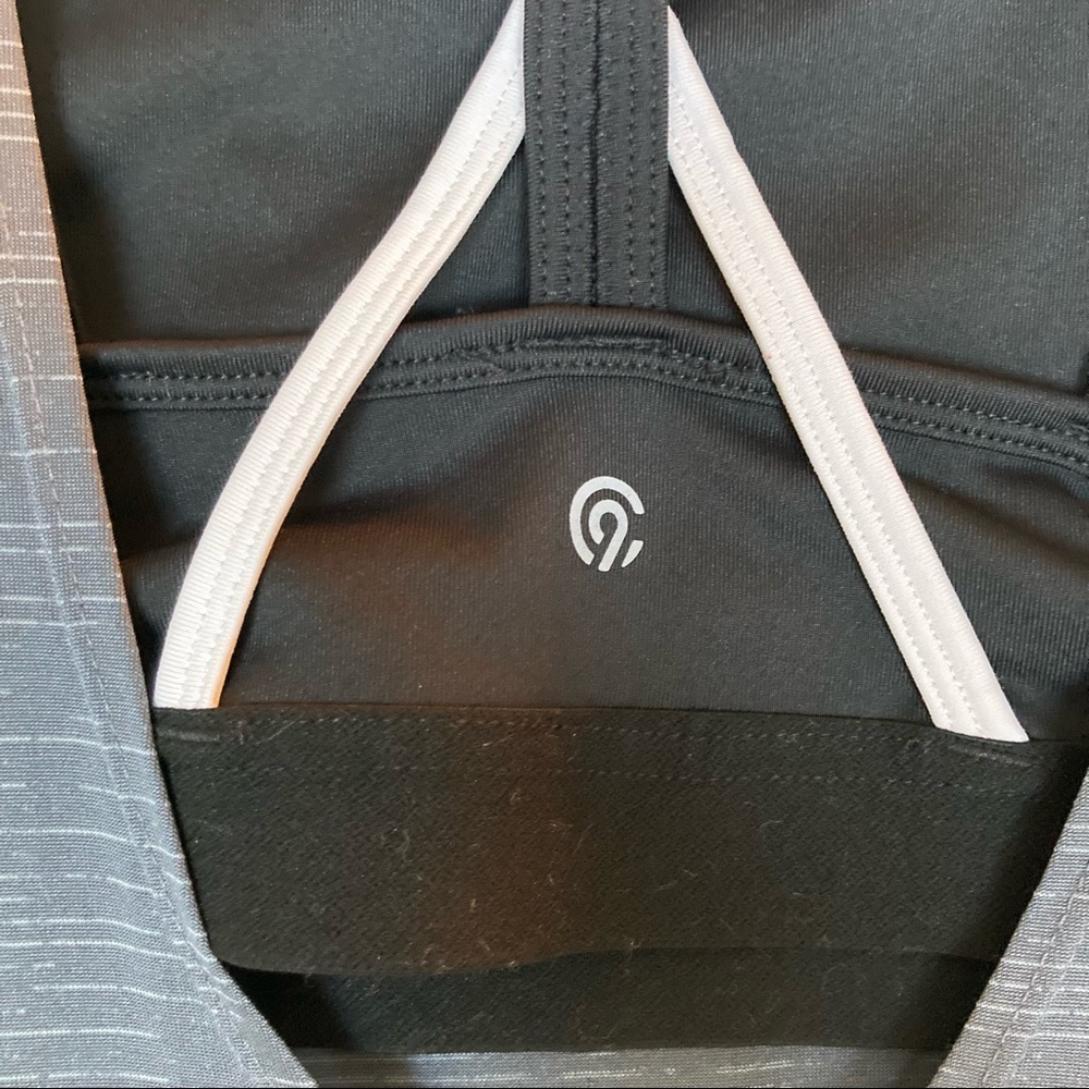 C9 Champion workout tank athletic tank top with attached black sports bra - Sz S - Picture 6 of 9